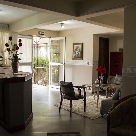 Residencial Vanessa Hotel กูรีตีบา ภายนอก รูปภาพ